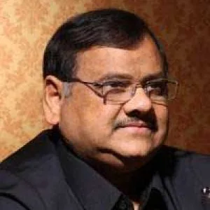 Dr. Akhilesh Das Gupta